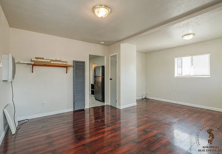 540 W 8th St — Photo 5