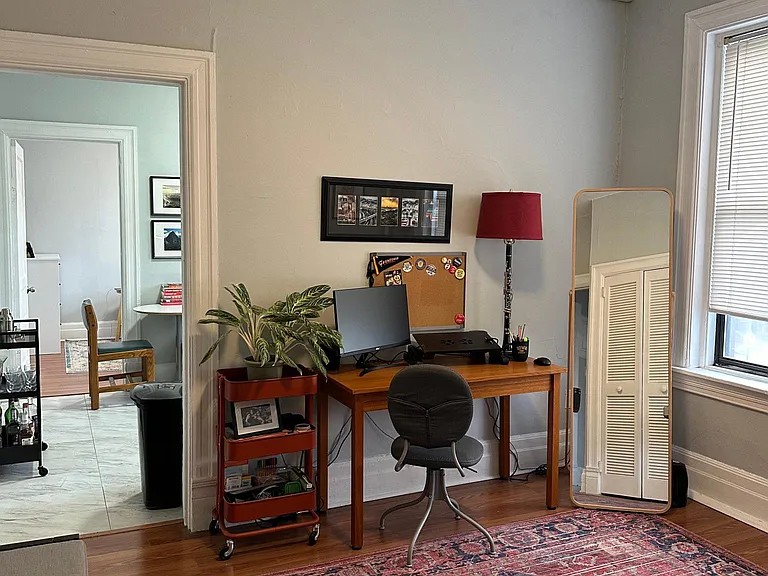 251 S Saint Clair St #5 — Photo 4