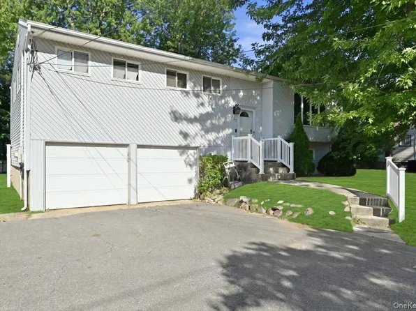 357 Town Line Road, East Northport, NY 11731