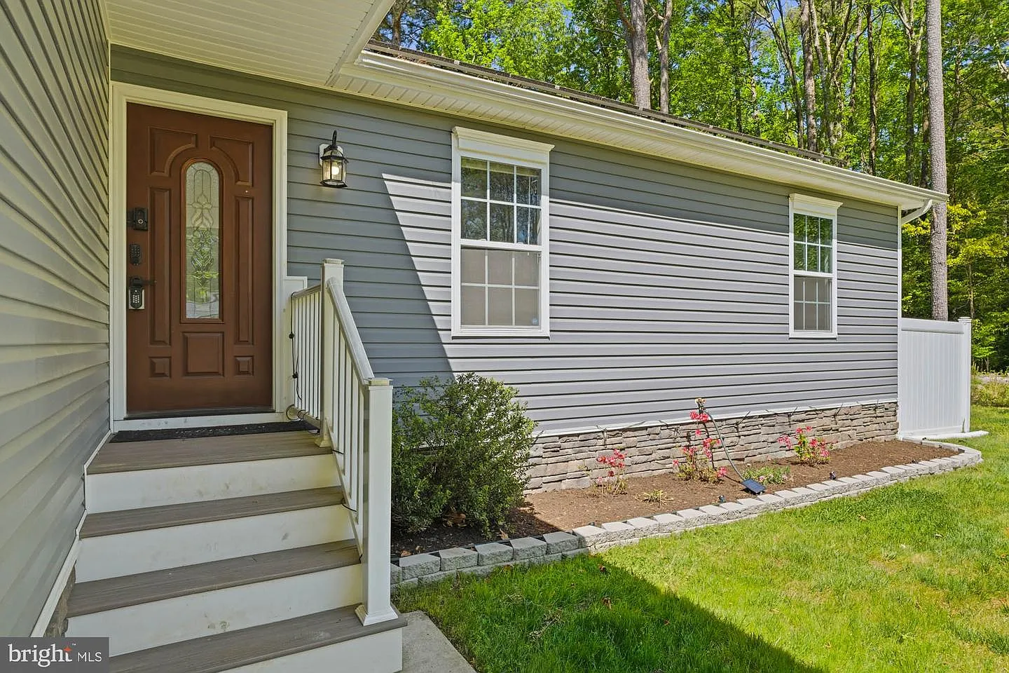 3 bed, 2.0 bath, 1288 sqft, $2,500 — Photo 4