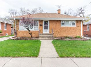 1537 N Hillside Ave, Berkeley, IL 60163