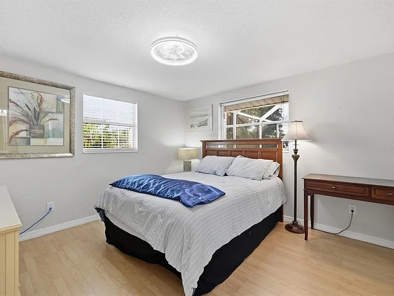 134 Paddington Rd — Photo 30