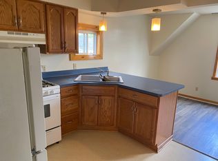 31 Elkhart St APT 3, Buffalo, NY 14218