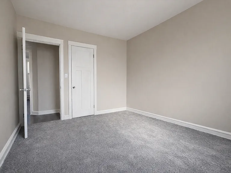 3535 Lyndale Ave — Photo 6