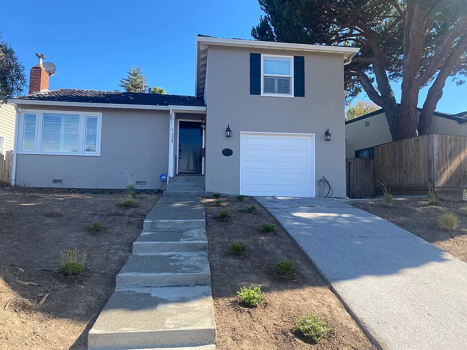 738 Sycamore Ave