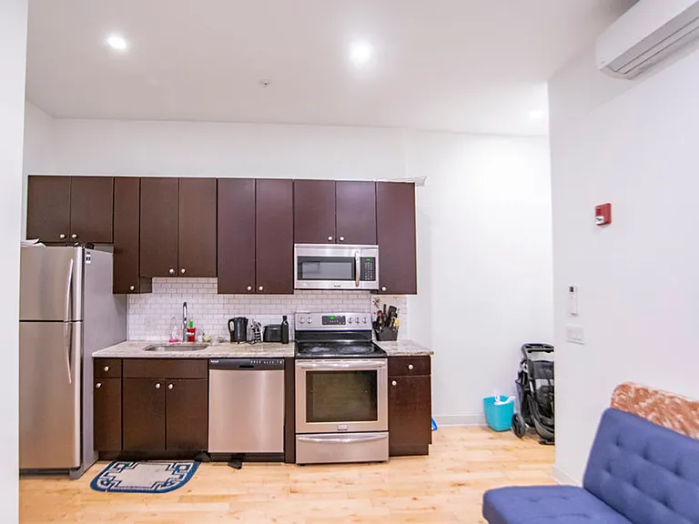 1310 Spruce Street — Photo 2