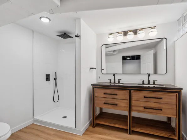 3054 Deepwood Dr, Reynoldsburg, OH 43068