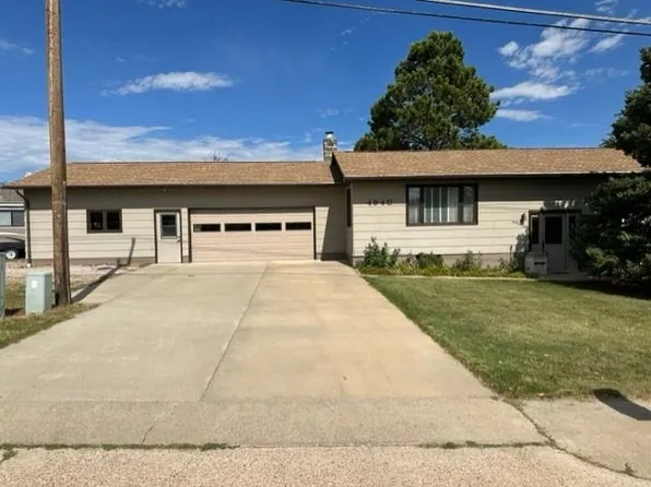4940 S Canyon Rd, Rapid City, SD 57702