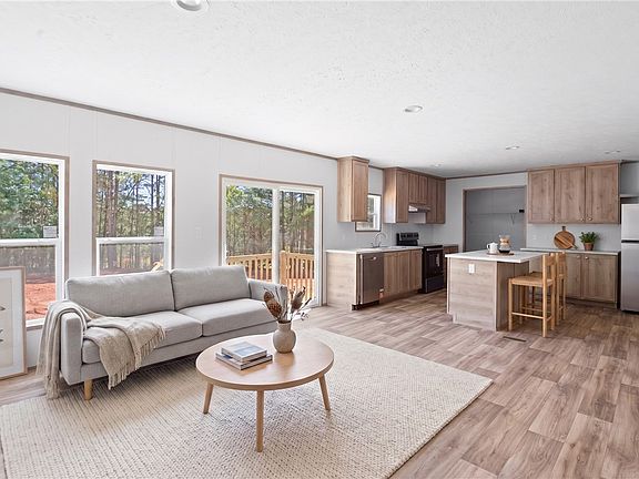 3rd image of 104 Sunny Meadow Way