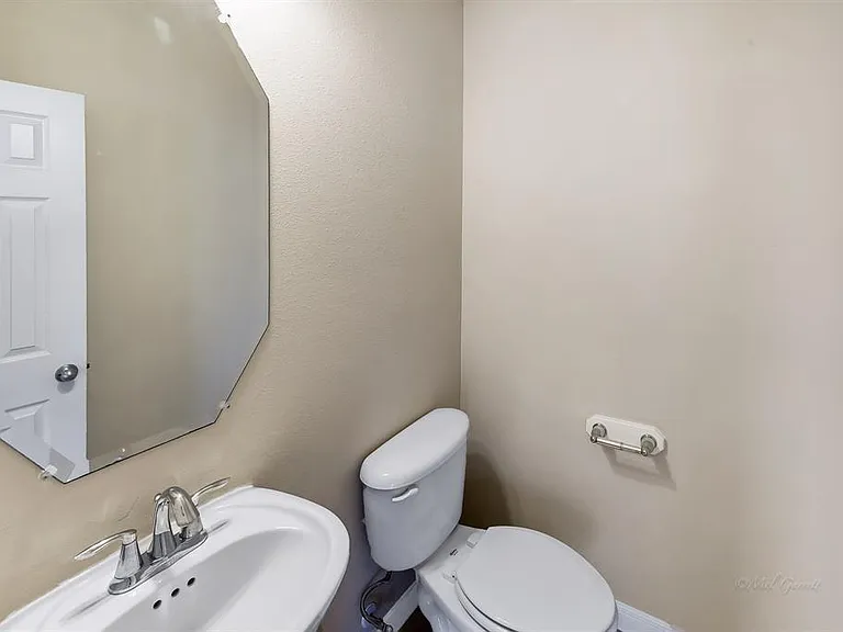 24122 Haywards Crossing Ln — Photo 17