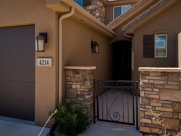 3rd image of 4214 E Torrey Pines Dr