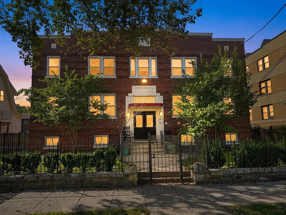 535 Mellon St SE