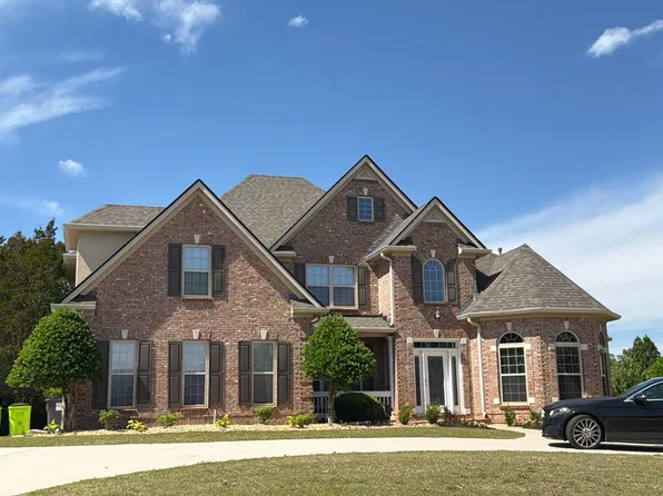 912 Fire Thorn Dr, Hampton, GA 30228