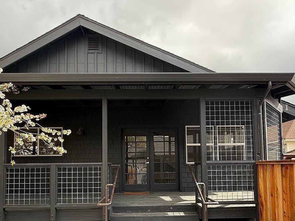 1st image of 1433 Oak Ave #B