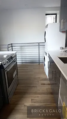 Rented by BRICK & GALO REALTY CORP | media 40