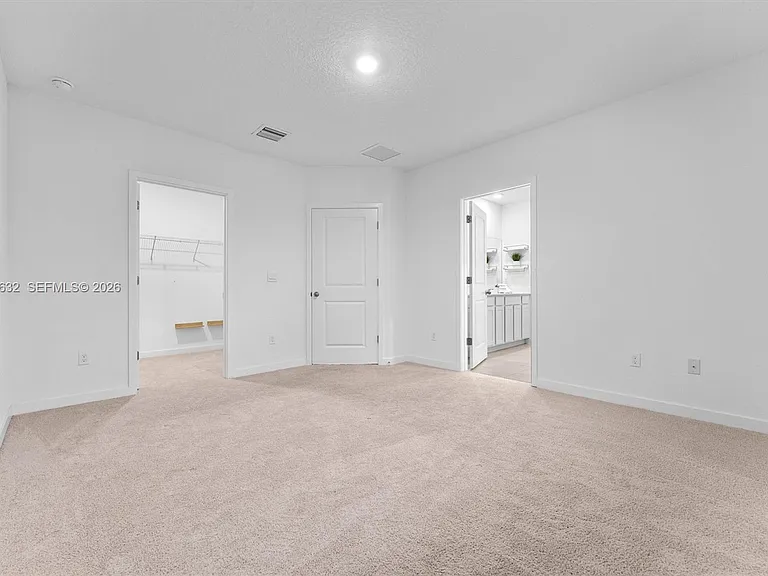 4825 Dillion St — Photo 36