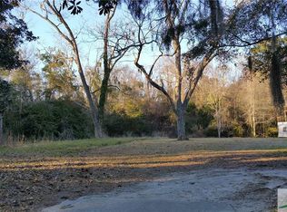 2104 Shaw Ave, Garden City, GA 31408
