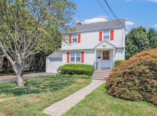 93 Catherine Ter, Fairfield, CT 06824
