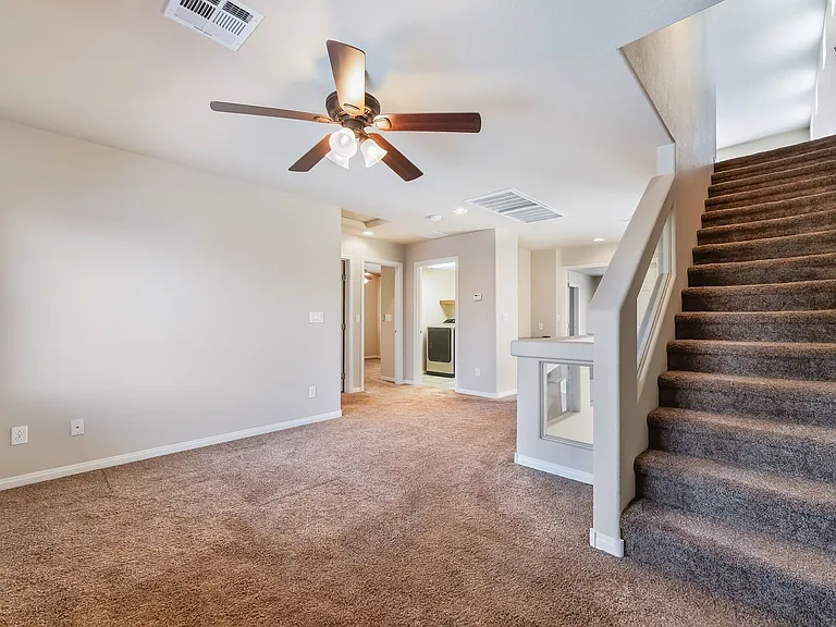 6014 Belvedere Canyon Ave — Photo 17