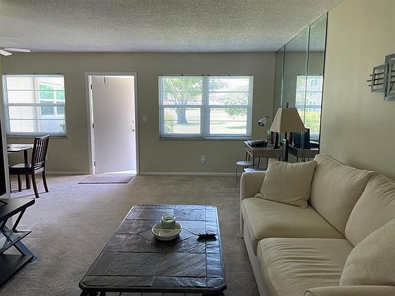 4th image of 88 Crooked Tree Ln APT 105