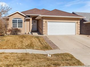 3929 Pronghorn Ln, Pueblo, CO 81005