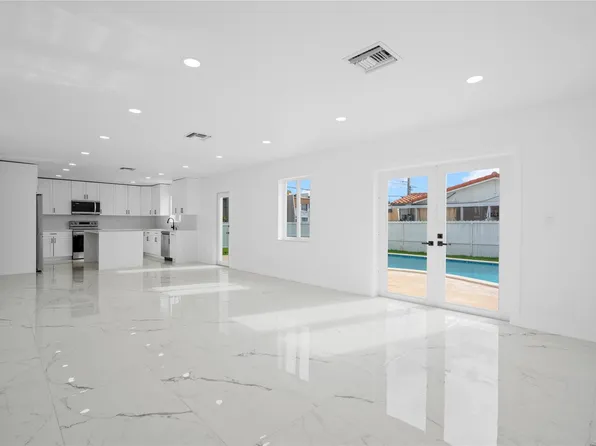 7999 W 8th Avenue, Hialeah, FL 33014