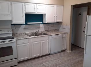 3207 Park Dr APT 16, Flint, MI