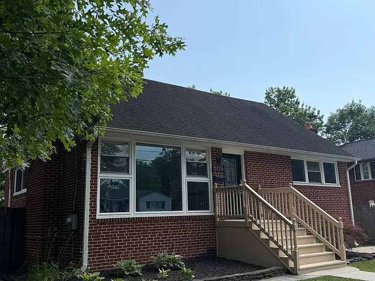 2518 Harmon Rd — Photo 1