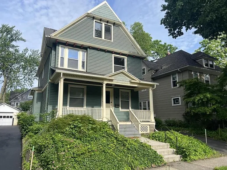 21 Ericsson St — Photo 1