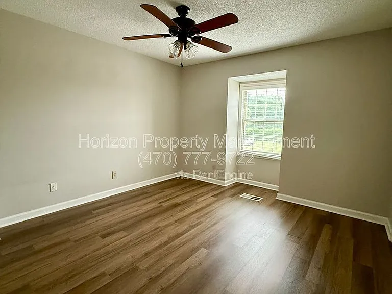 3730 Old Flowery Branch Rd #H4 — Photo 15
