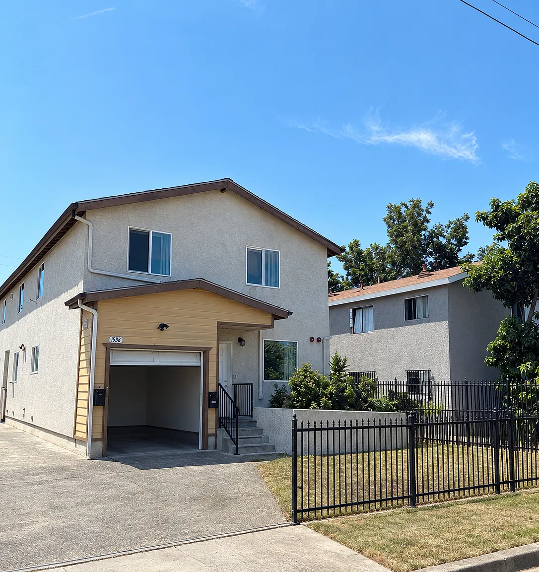 5 bed, 1820 sqft, $4,200 — Photo 1