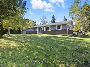 2046 Selwyn Rd, Selwyn, ON K0L2H0