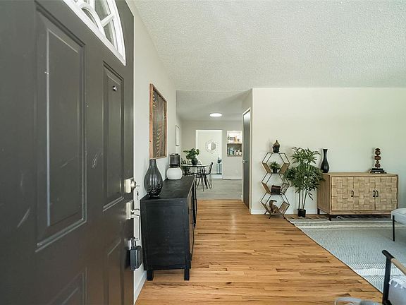 4th image of 12521 Glenbush Dr