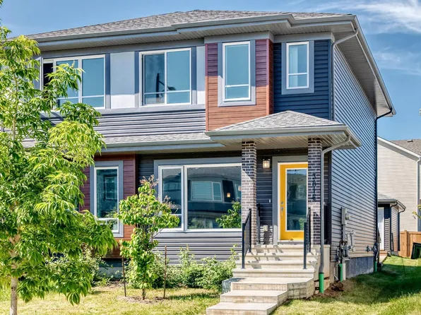 3816 Chrustawka Pl SW, Edmonton, AB T6W 4M9
