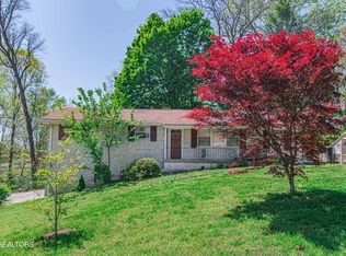 1731 Woodhaven Dr, Knoxville, TN 37914