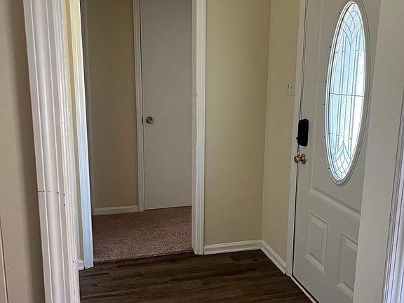 3rd image of 2103 Vail Dr