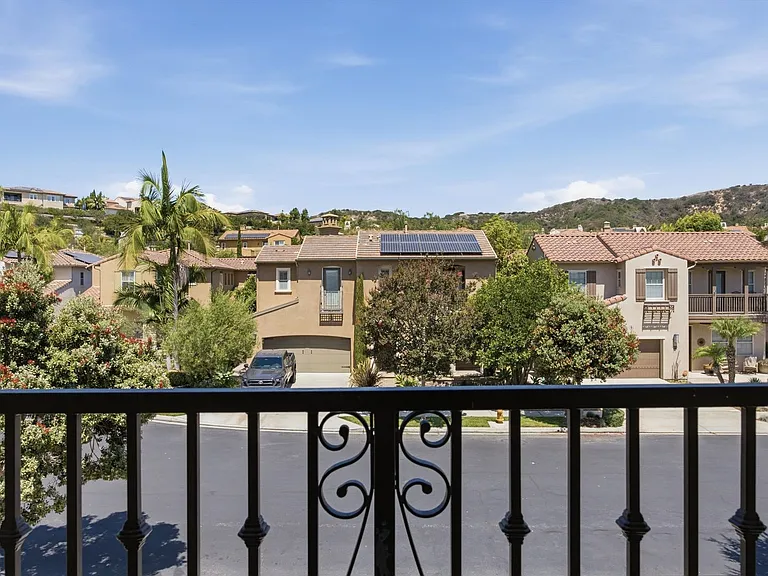 40 Paseo Lerida — Photo 42