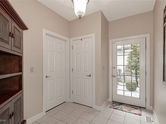 5th image of 11200 Caddie Ln