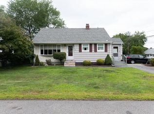 24 Hanson St, Brockton, MA 02302