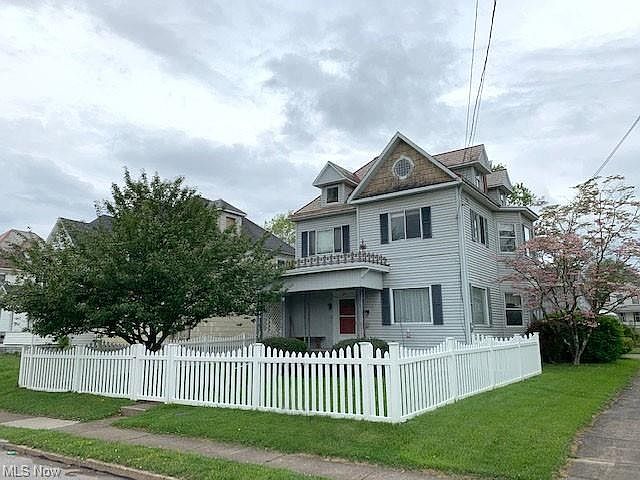 1st image of 1629 Park Ave