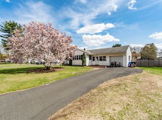 119 Ravenwood St, Springfield, MA 01119