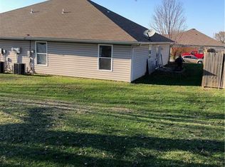 720 Faith Ln, Pleasant Hill, MO 64080