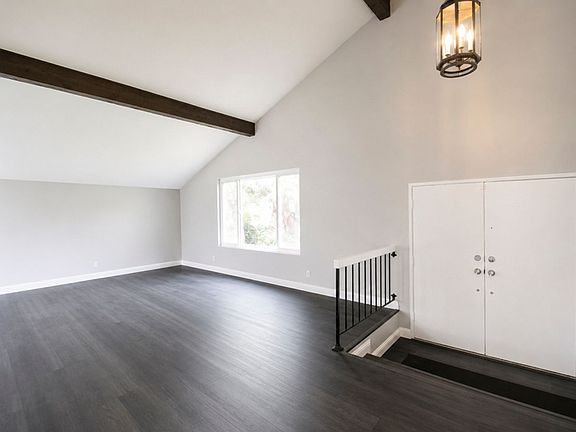 4th image of 9168 Nadine River Cir