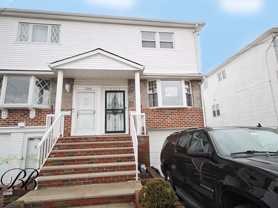 1st image of 2266 E 70th St