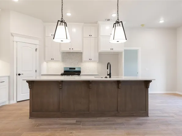 2225 NW 170th St, Edmond, OK 73012