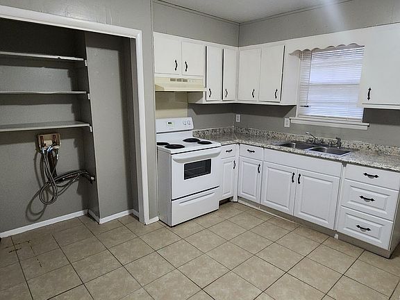 5th image of 4510 Foster Ave SW Unit 7