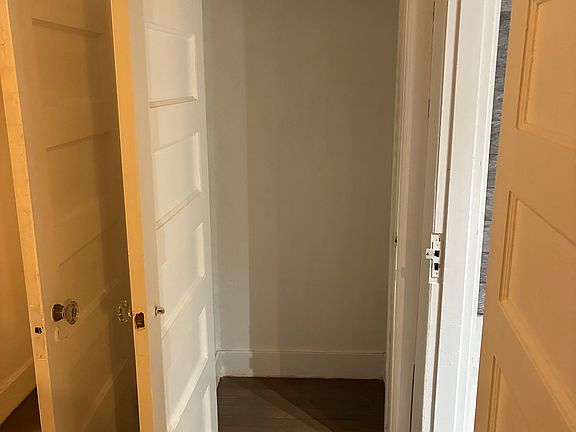 3rd image of 181 Arnold Ave #4