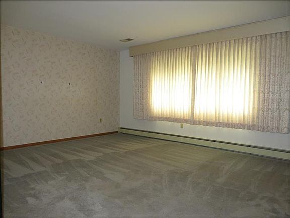 Living Room 13x17