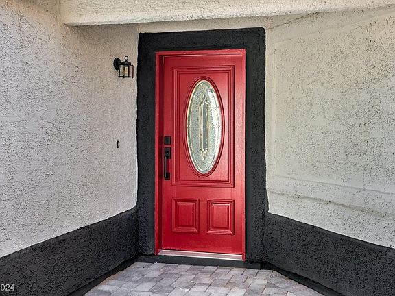 4th image of 2662 Lone Butte Dr