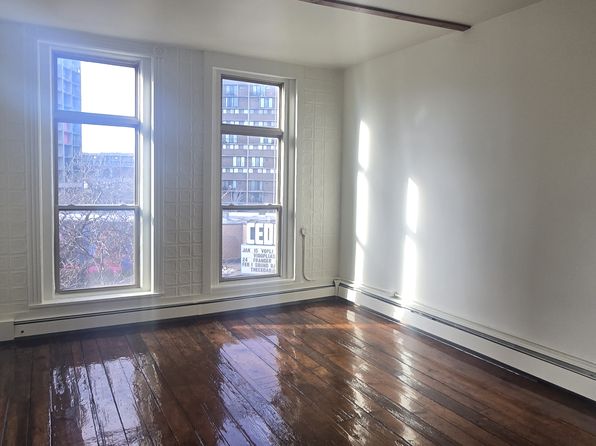 425 Cedar Ave #421-22